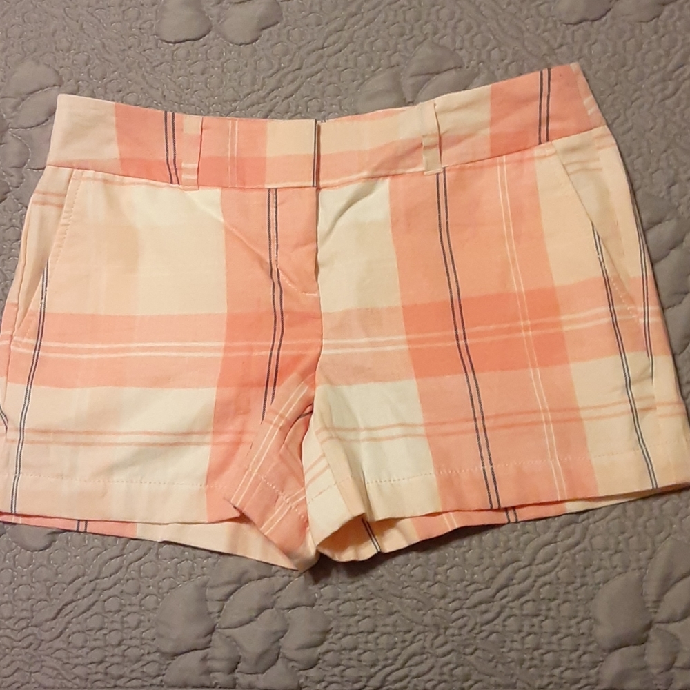 Loft 4" Shorts